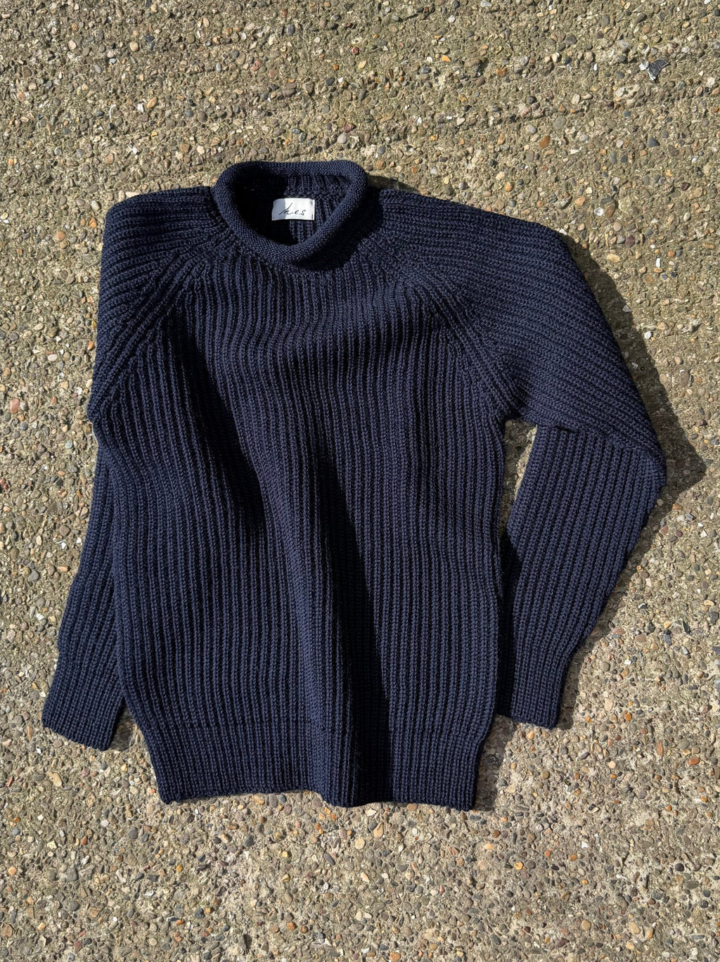 Raw Roll Sweater Navy Pre-order